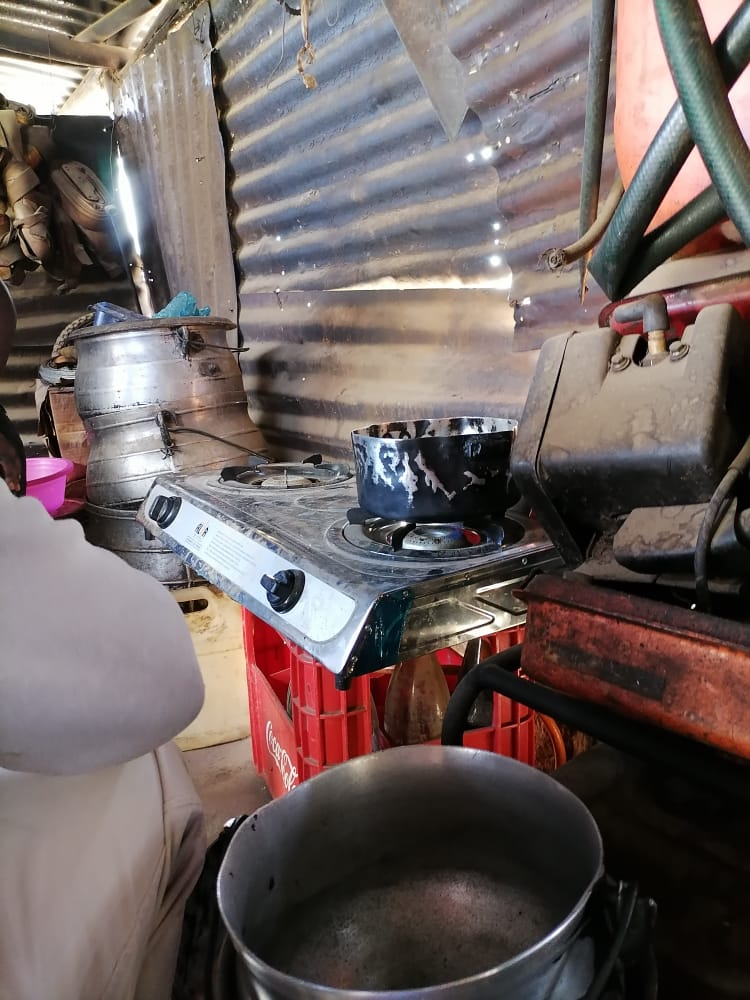 Using Biogas to cook